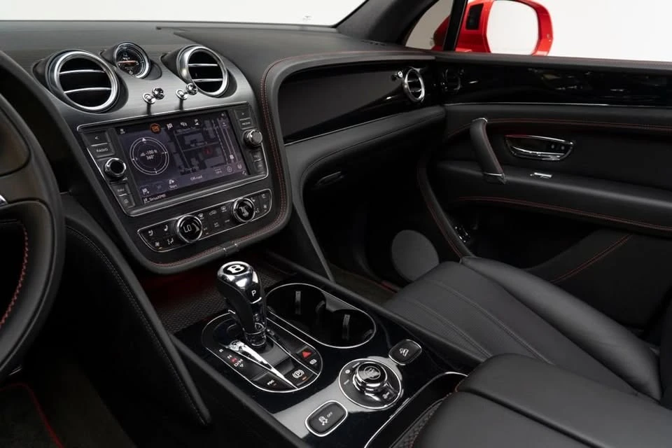 2019 Bentley Bentayga - Image 17 of 20