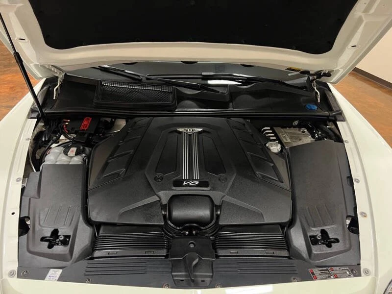 2019 Bentley Bentayga - Image 8 of 20