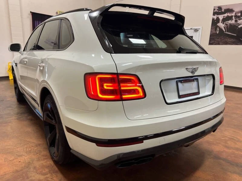 2019 Bentley Bentayga - Image 4 of 17