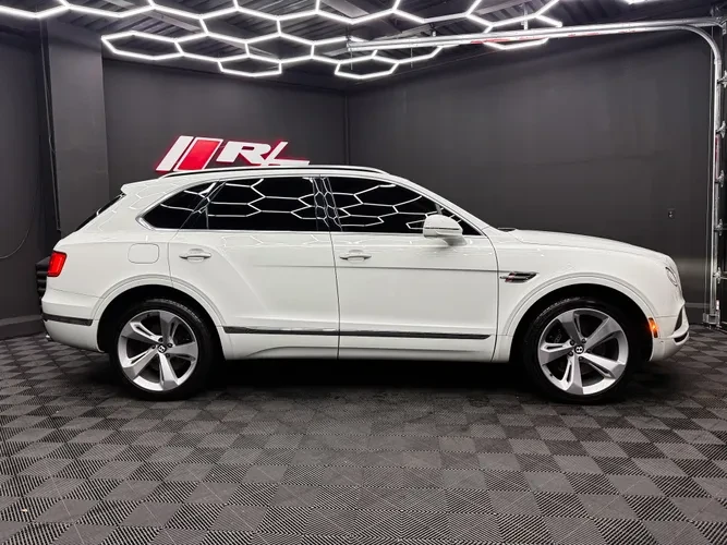 2019 Bentley Bentayga - Image 2 of 20