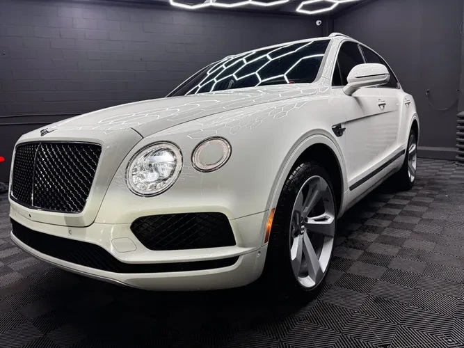 2019 Bentley Bentayga - Image 3 of 20