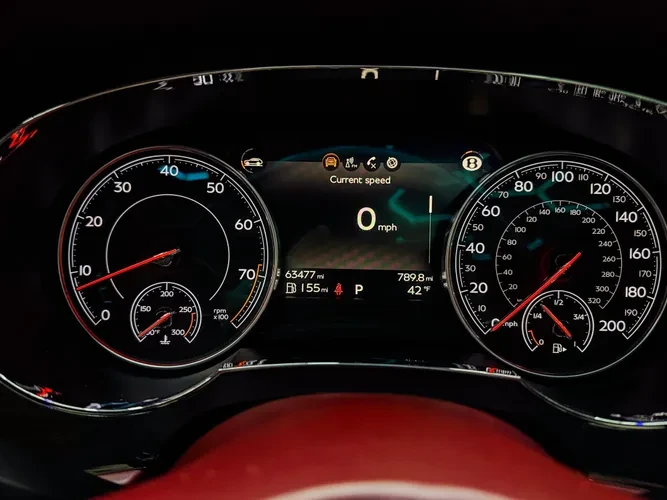 2019 Bentley Bentayga - Image 17 of 20