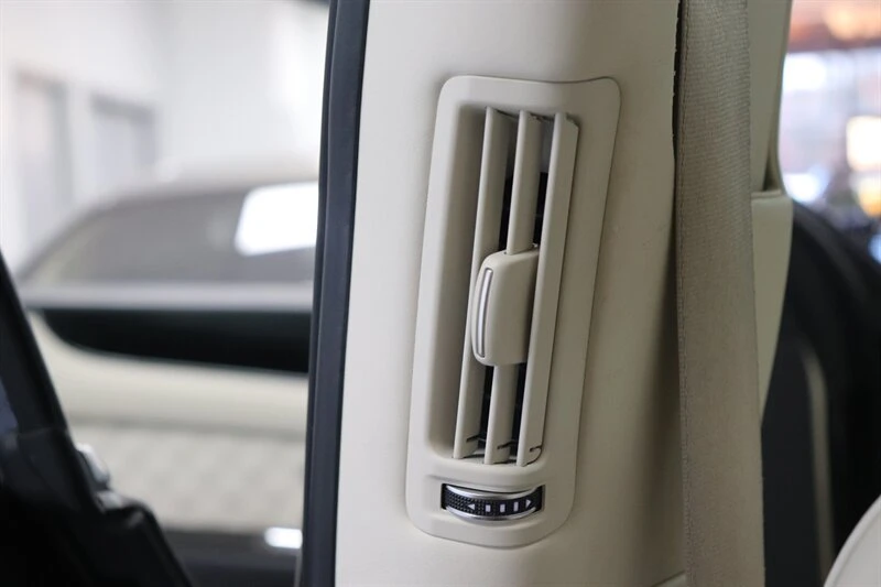 2019 Bentley Bentayga - Image 20 of 20