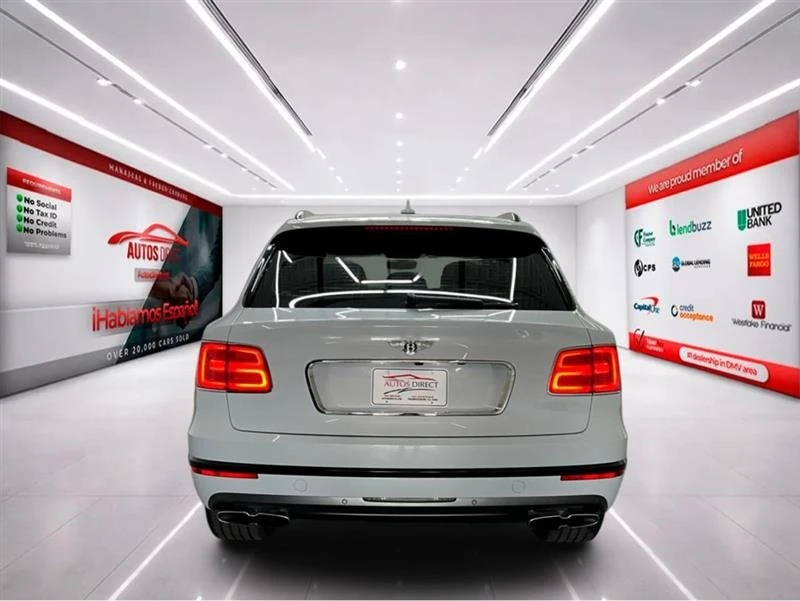 2019 Bentley Bentayga - Image 10 of 10
