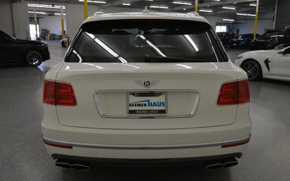 2019 Bentley Bentayga - Image 5 of 12