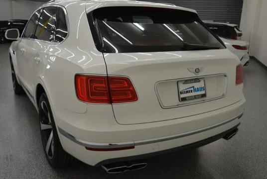 2019 Bentley Bentayga - Image 6 of 12