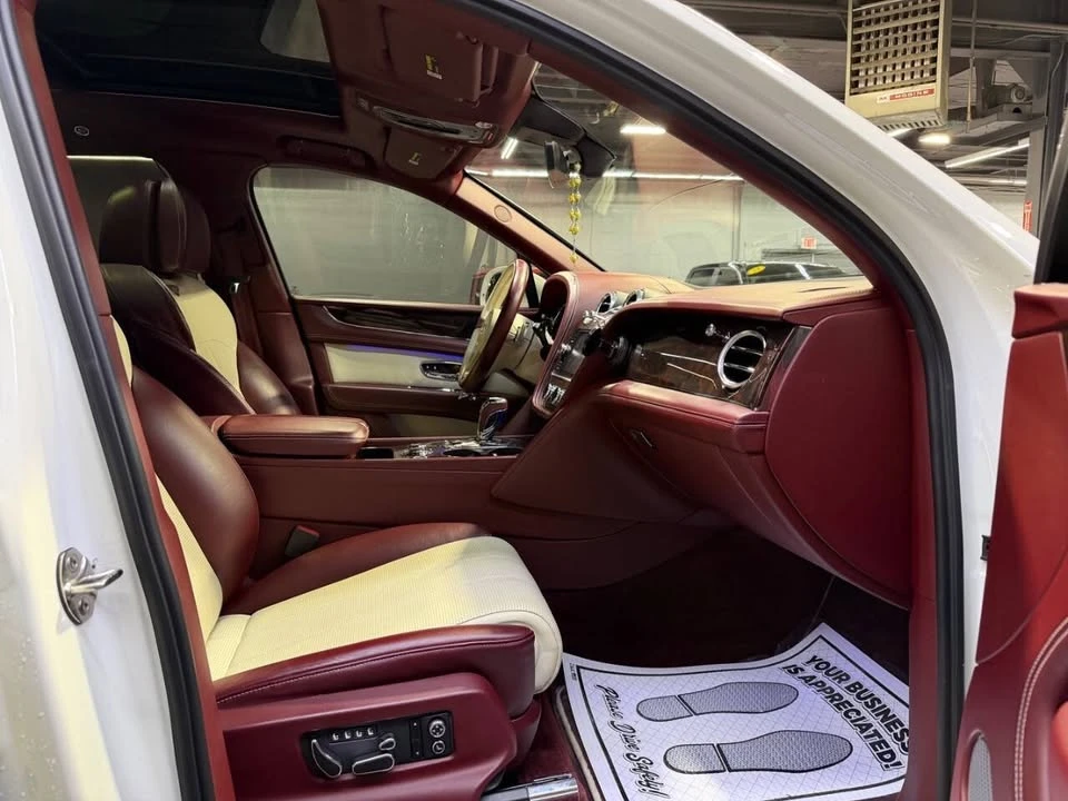 2019 Bentley Bentayga - Image 20 of 20
