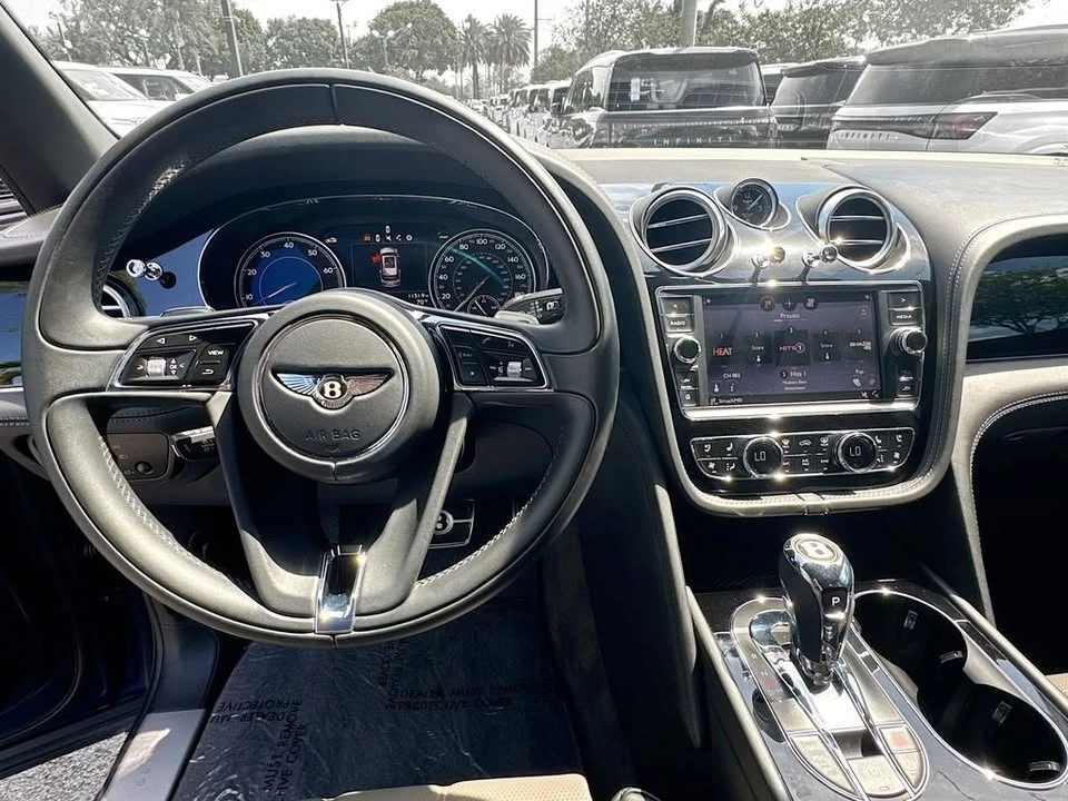 2019 Bentley Bentayga - Image 12 of 20