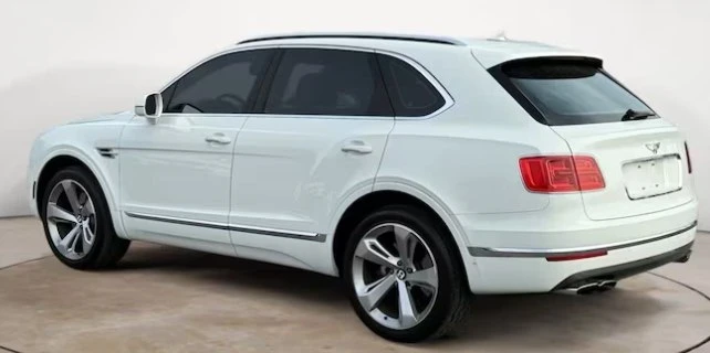 2019 Bentley Bentayga - Image 9 of 14