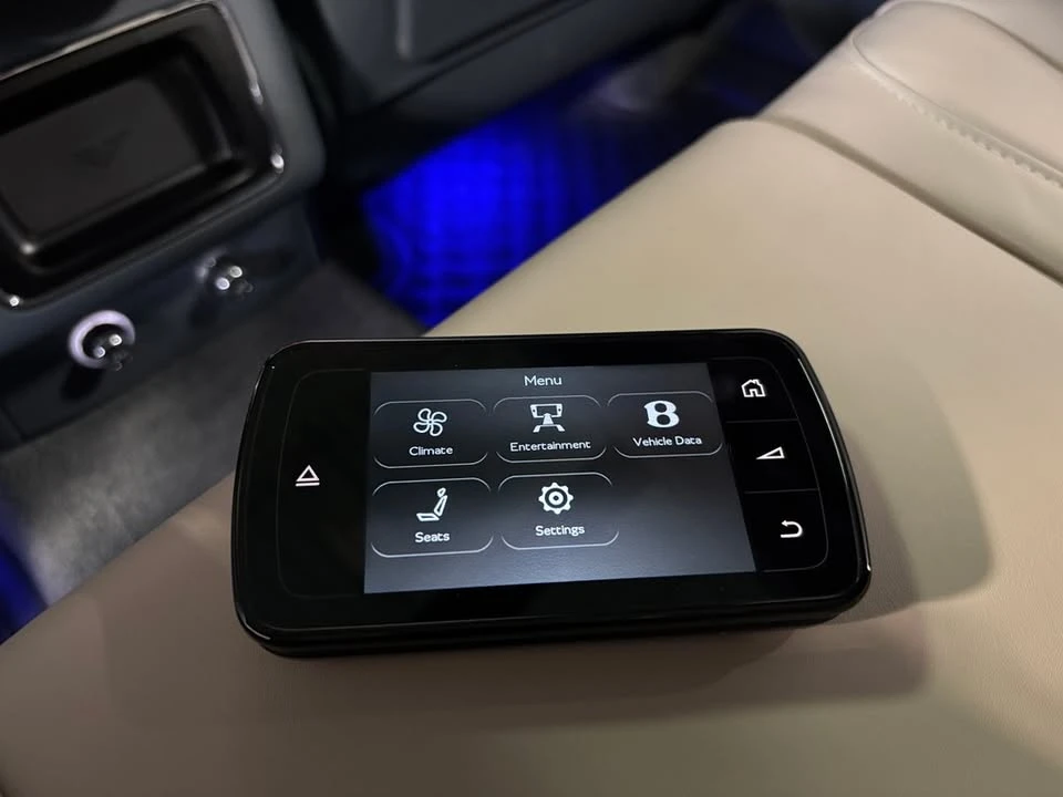 2019 Bentley Bentayga - Image 12 of 18