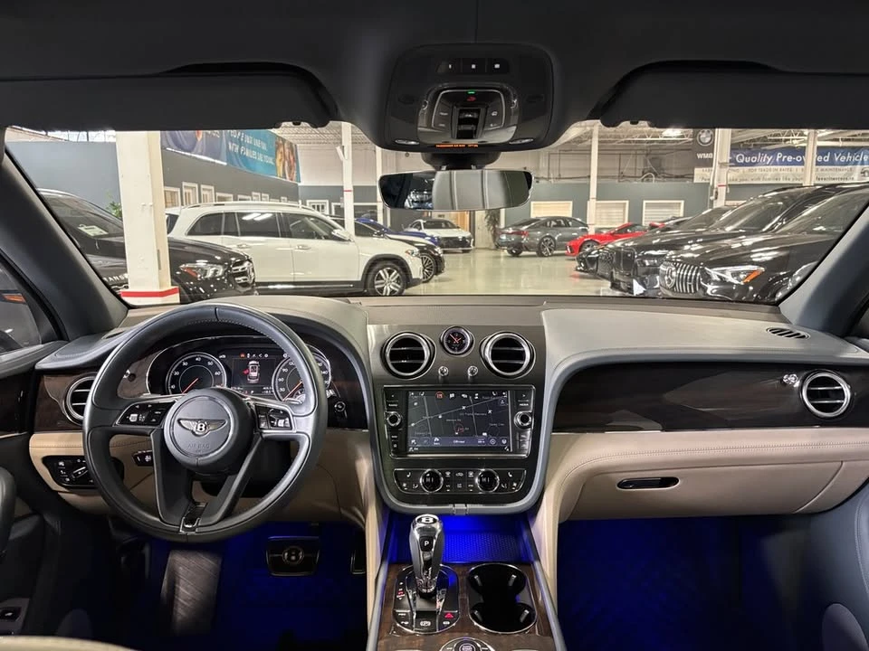 2019 Bentley Bentayga - Image 9 of 18