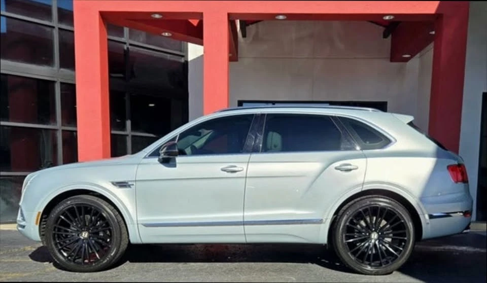 2019 Bentley Bentayga - Image 4 of 15