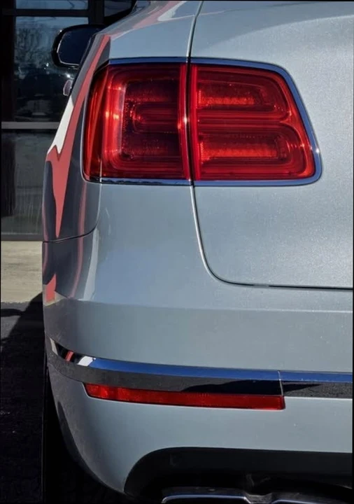 2019 Bentley Bentayga - Image 6 of 15