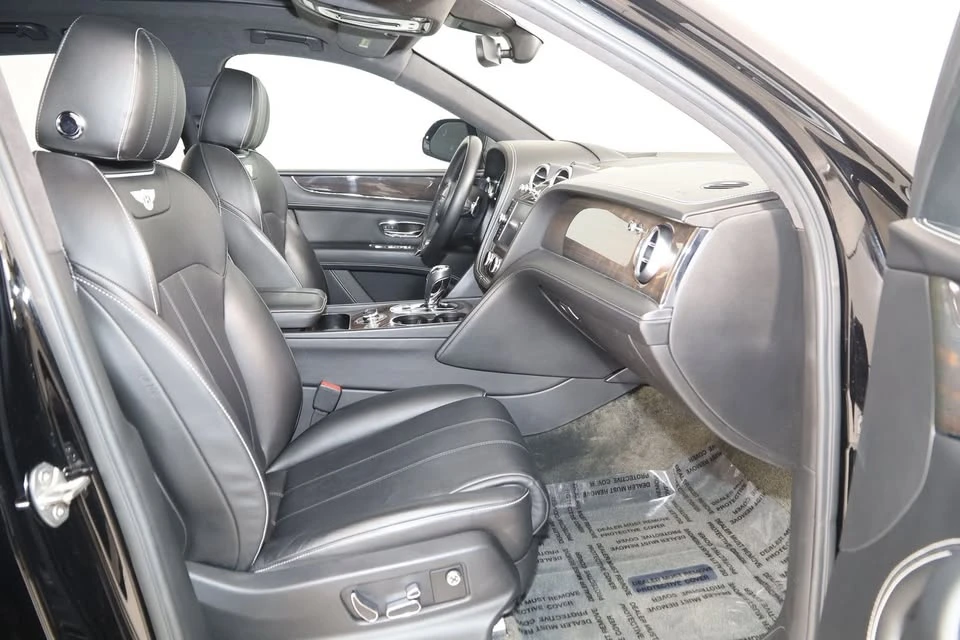2019 Bentley Bentayga - Image 10 of 20