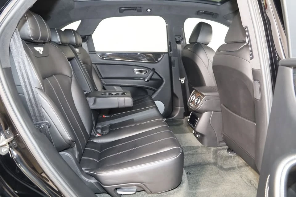 2019 Bentley Bentayga - Image 11 of 20