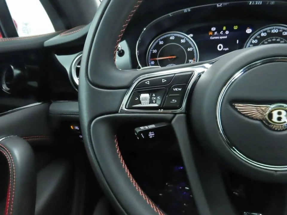 2019 Bentley Bentayga - Image 9 of 18