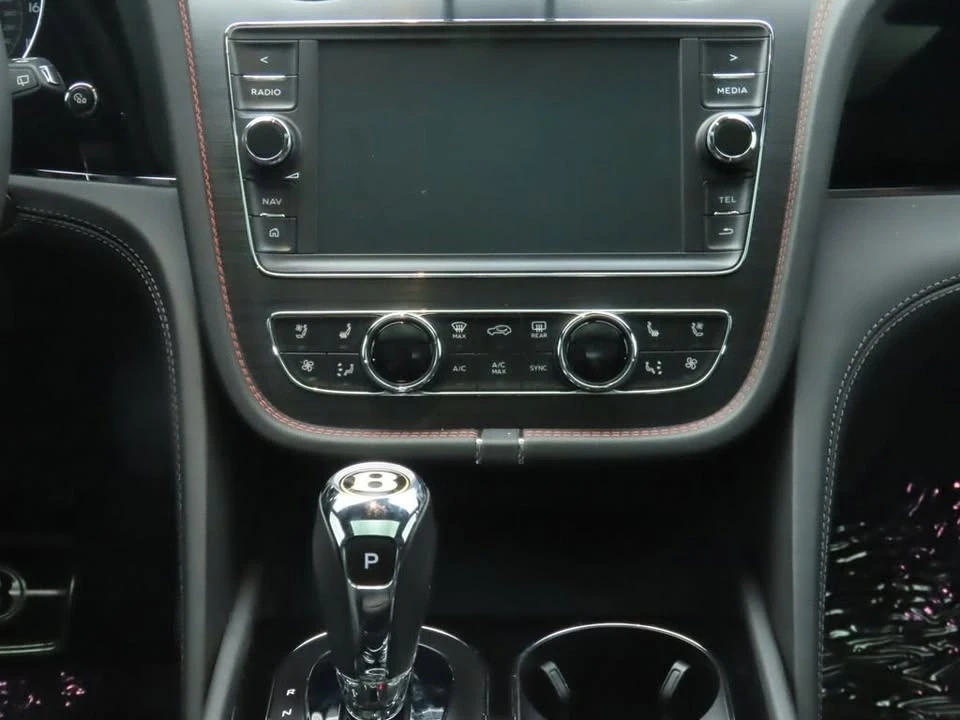 2019 Bentley Bentayga - Image 12 of 18