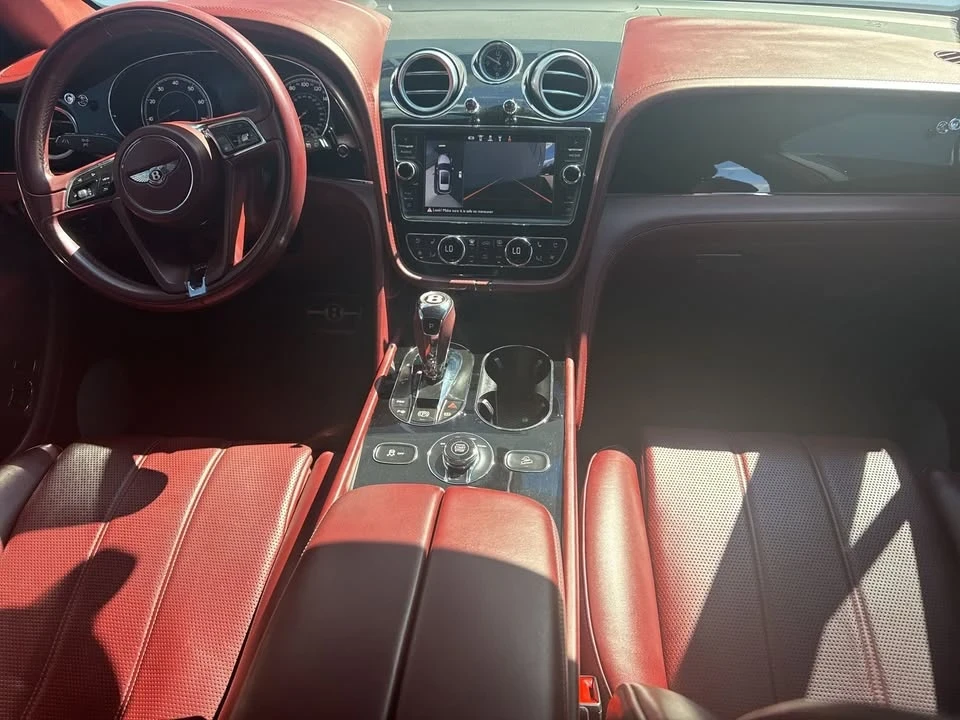 2019 Bentley Bentayga - Image 5 of 10