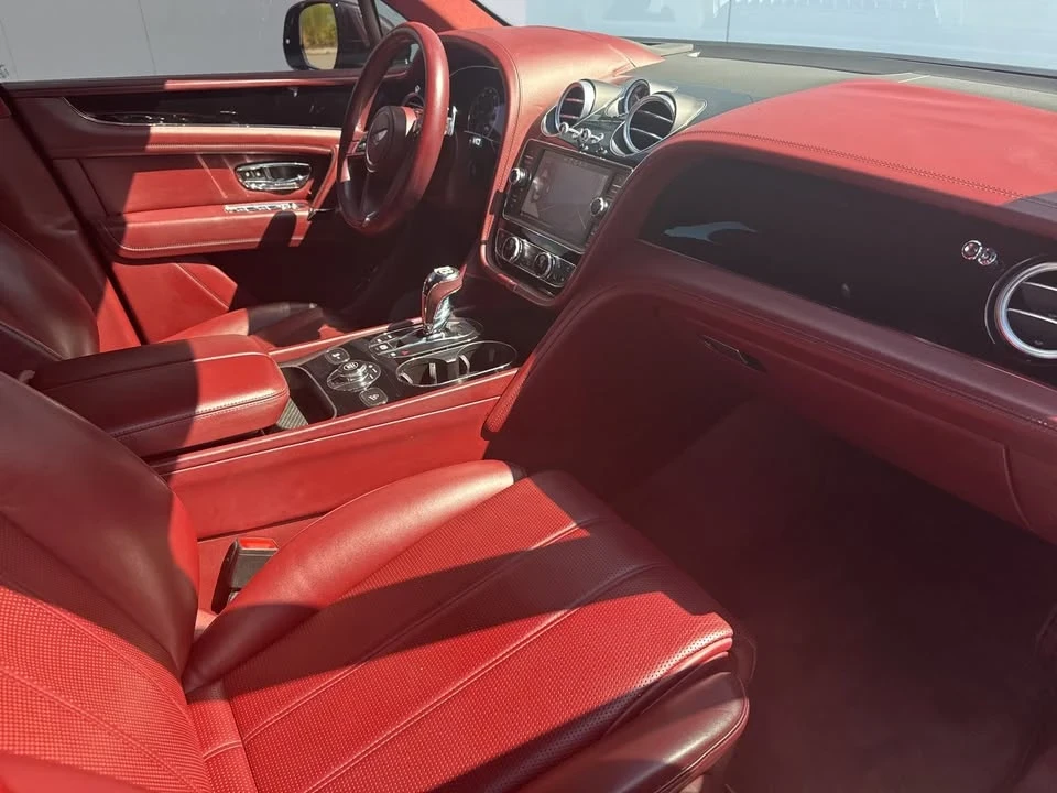 2019 Bentley Bentayga - Image 3 of 10