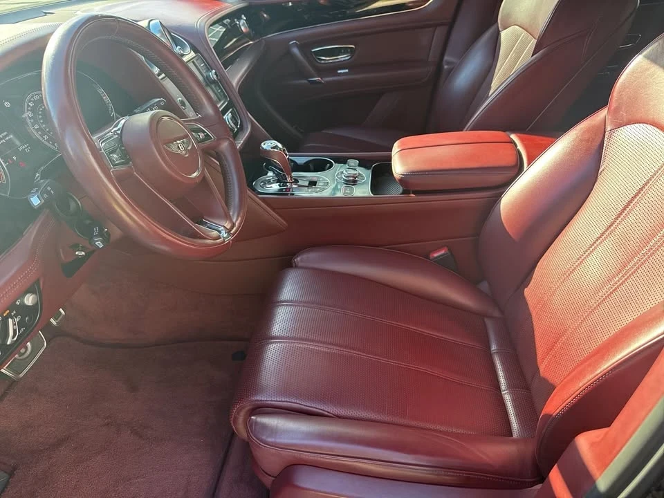 2019 Bentley Bentayga - Image 7 of 10