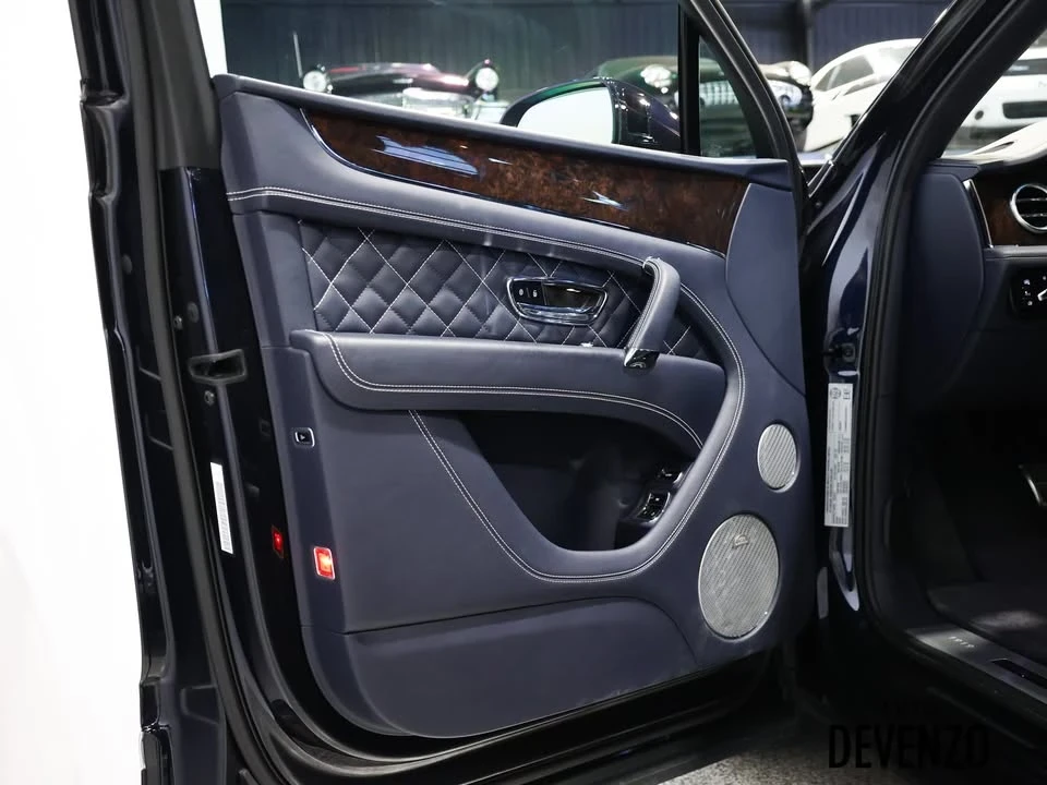 2019 Bentley Bentayga - Image 12 of 19