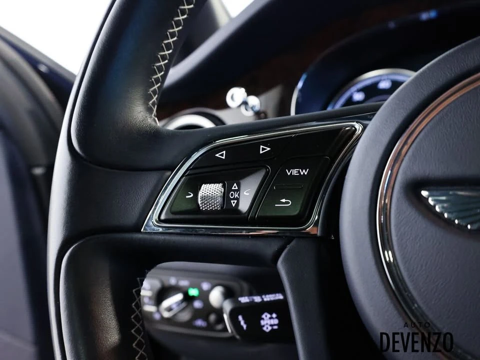 2019 Bentley Bentayga - Image 16 of 17