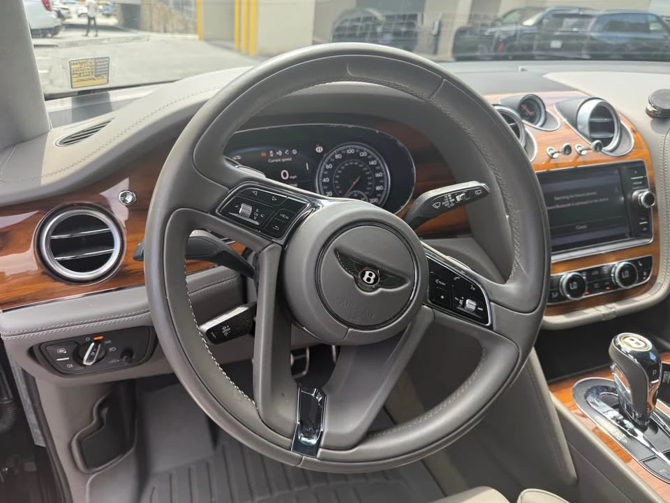 2019 Bentley Bentayga - Image 5 of 7
