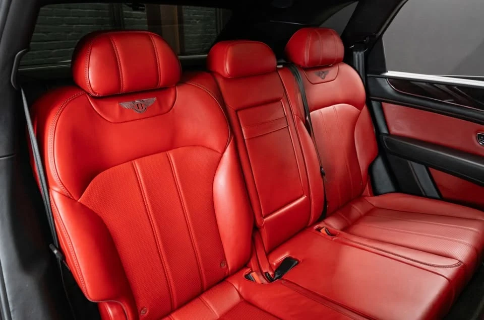 2019 Bentley Bentayga - Image 8 of 9