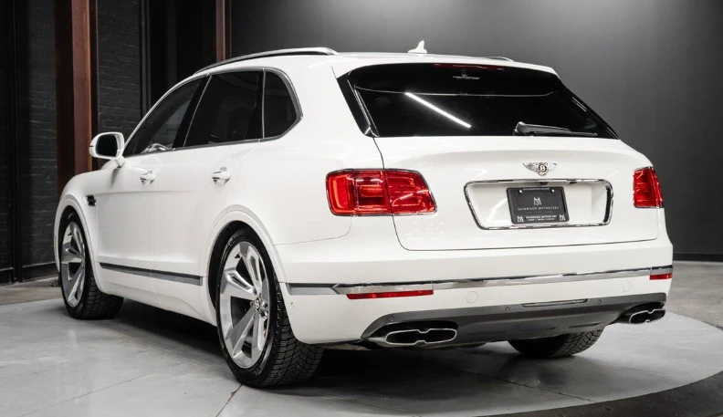 2019 Bentley Bentayga - Image 3 of 8