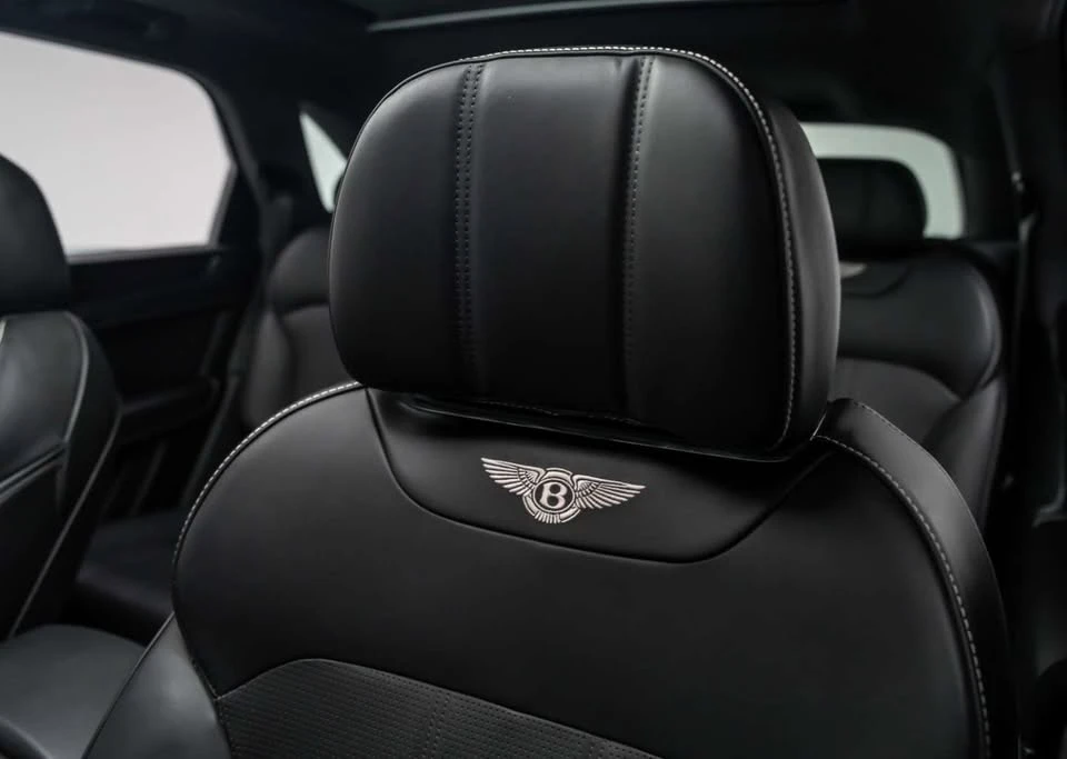 2019 Bentley Bentayga - Image 16 of 20