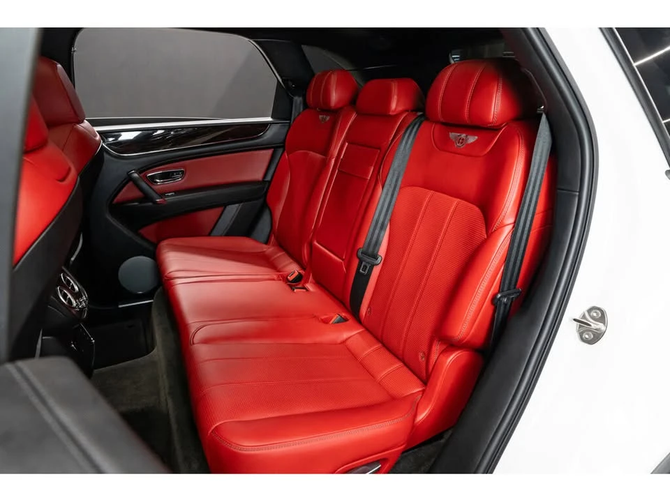 2019 Bentley Bentayga - Image 6 of 9