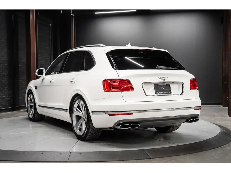 2019 Bentley Bentayga - Image 8 of 9