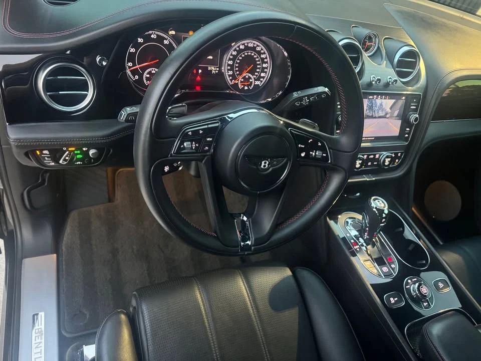 2019 Bentley Bentayga - Image 6 of 8