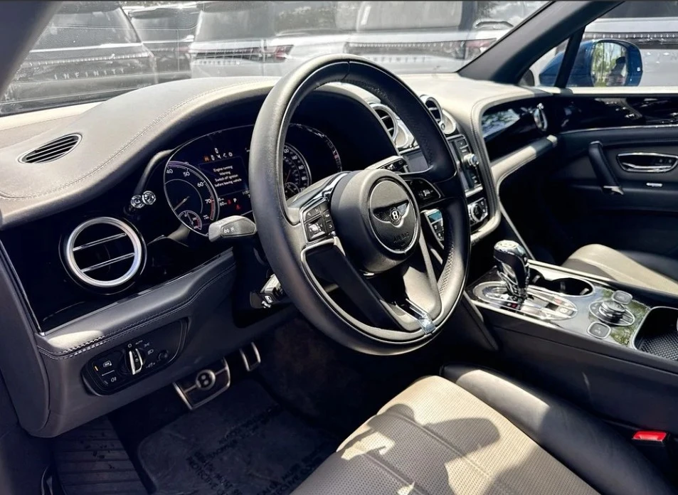 2019 Bentley Bentayga - Image 6 of 11