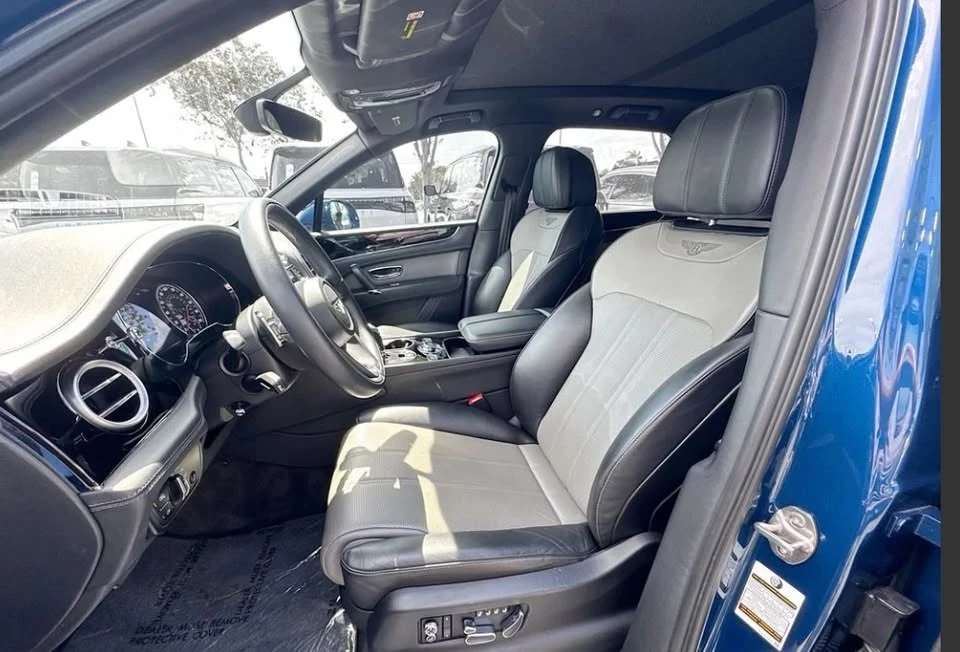 2019 Bentley Bentayga - Image 5 of 11