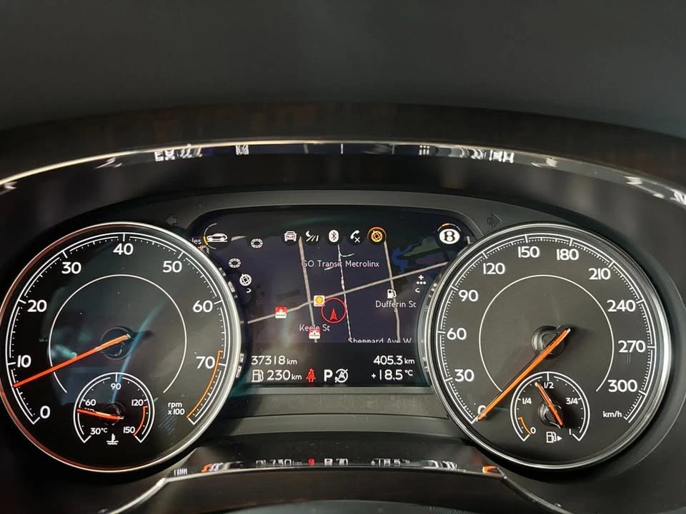 2019 Bentley Bentayga - Image 9 of 18