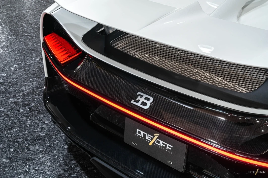 2019 Bugatti Chiron - Image 4 of 12