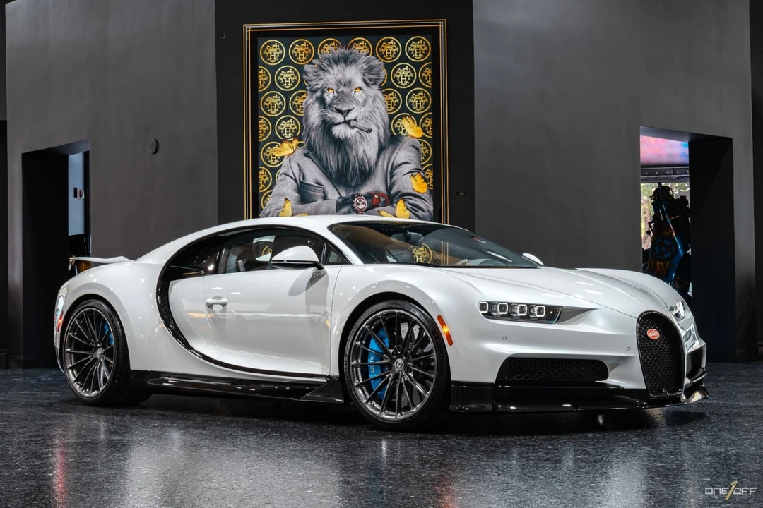 2019 Bugatti Chiron - Image 11 of 12