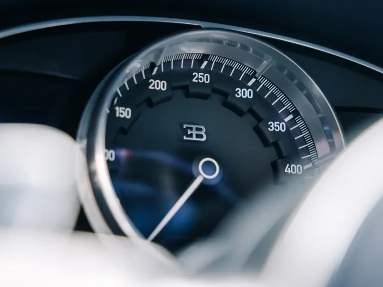 2019 Bugatti Chiron Sport - Image 15 of 31