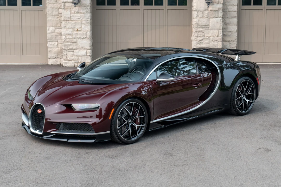 2019 Bugatti Chiron Sport - Image 2 of 31