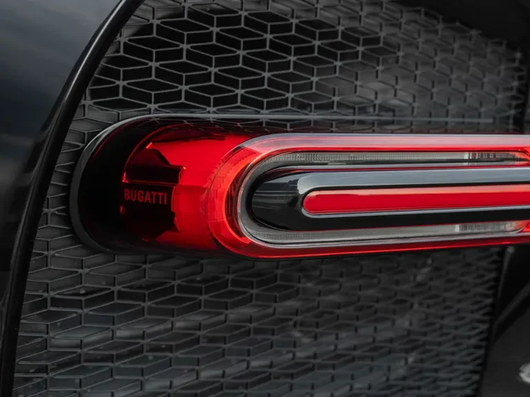 2019 Bugatti Chiron Sport - Image 19 of 31
