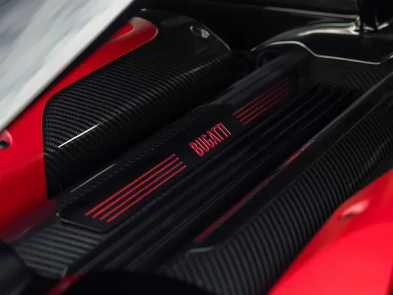 2019 Bugatti Chiron Sport - Image 27 of 31