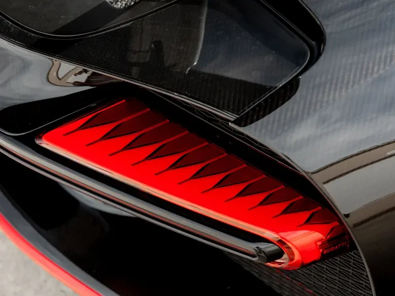 2019 Bugatti Chiron Sport - Image 18 of 31