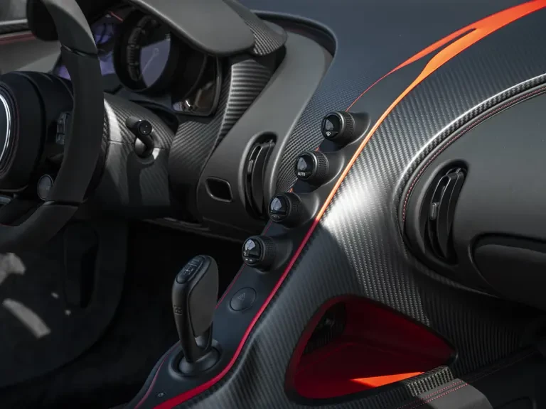 2019 Bugatti Chiron Sport - Image 17 of 31