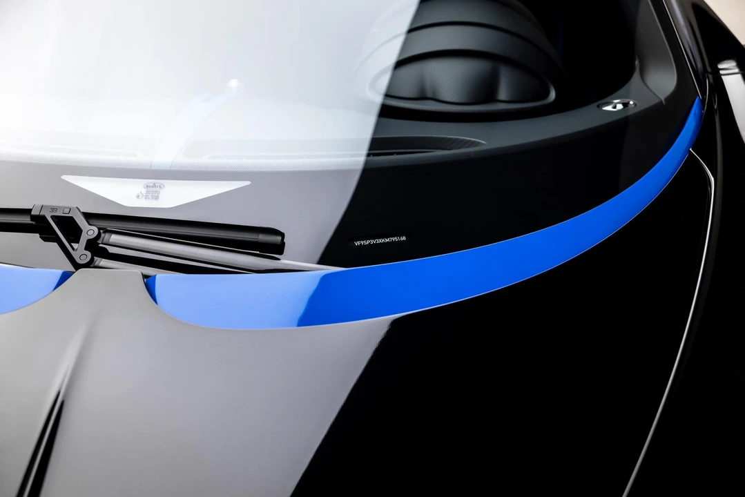 2019 Bugatti Chiron Sport - Image 30 of 31
