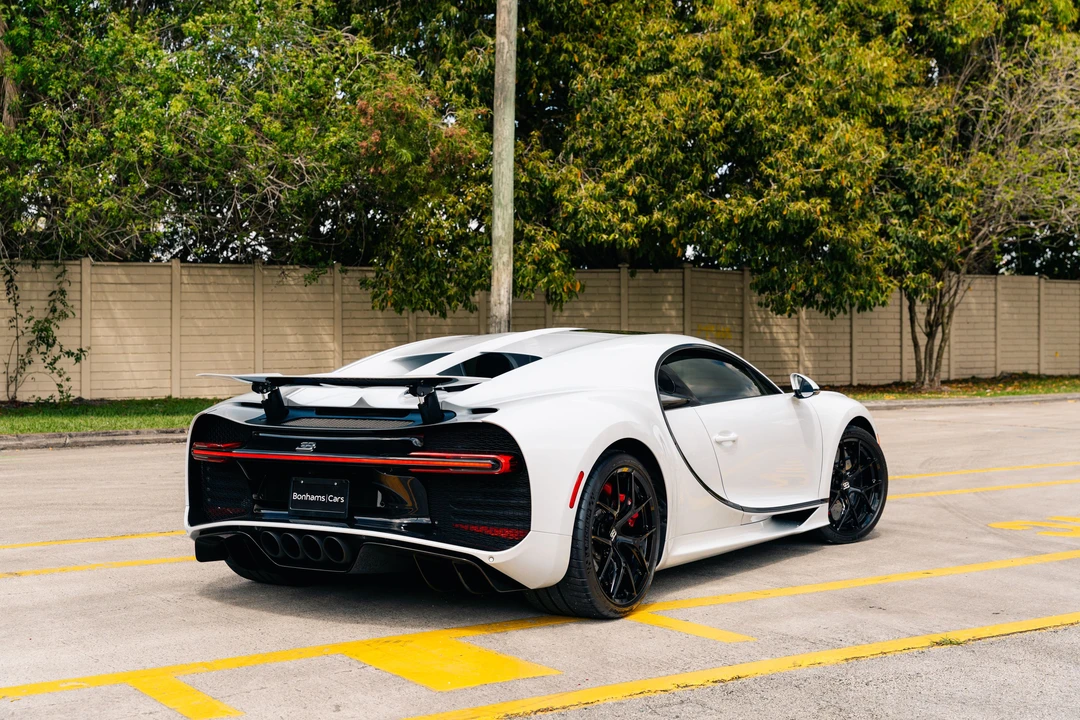 2019 Bugatti Chiron Sport - Image 4 of 31