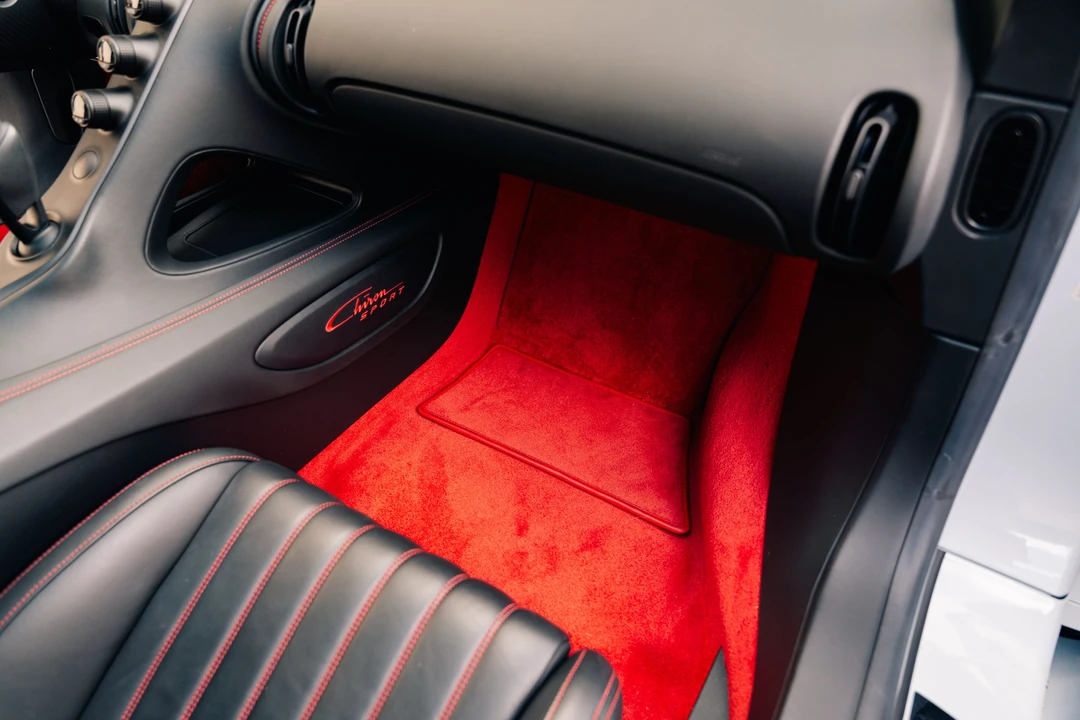 2019 Bugatti Chiron Sport - Image 15 of 31