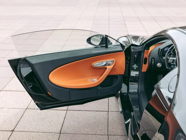 2019 Bugatti Chiron - Image 26 of 31