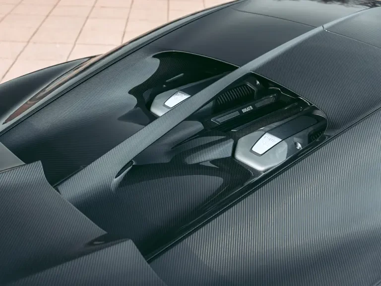 2019 Bugatti Chiron - Image 23 of 31