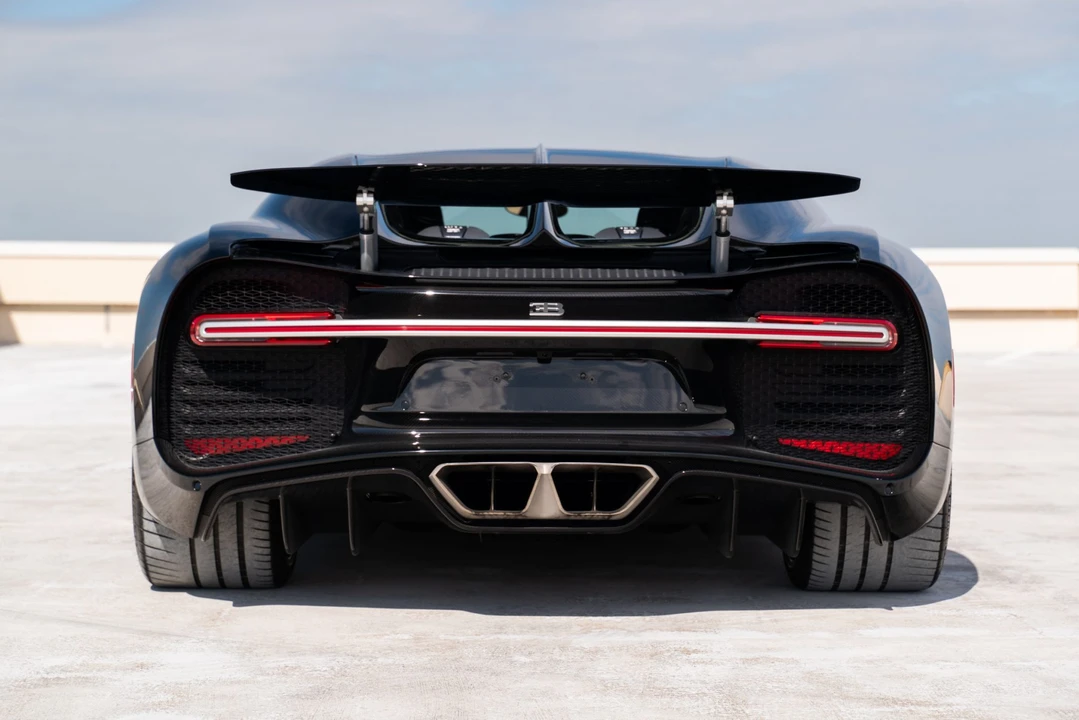 2019 Bugatti Chiron - Image 8 of 31